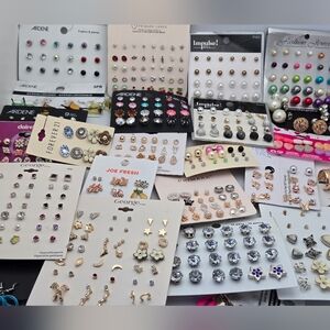 Lot of Stud Earrings Gold & Silver Tone Mixed Colors & Sizes Complete Set NEW